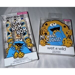 Sesame Street Cookie Monster Wet N Wild 3 MultiSticks‎ Set And Hand Mirror
